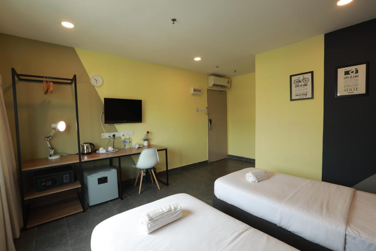 T-Hotel Mont Kiara Kuala Lumpur Kültér fotó