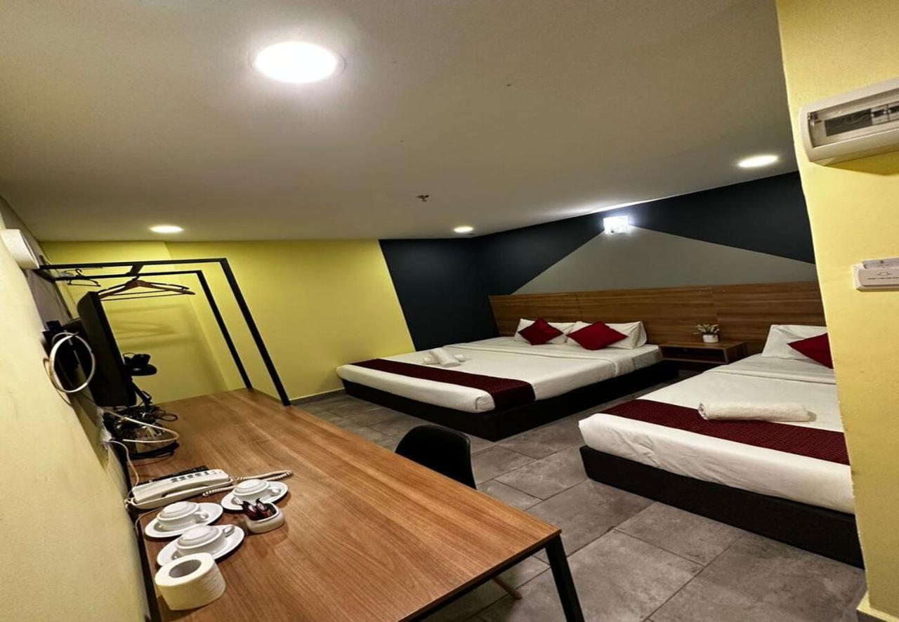 T-Hotel Mont Kiara Kuala Lumpur Kültér fotó